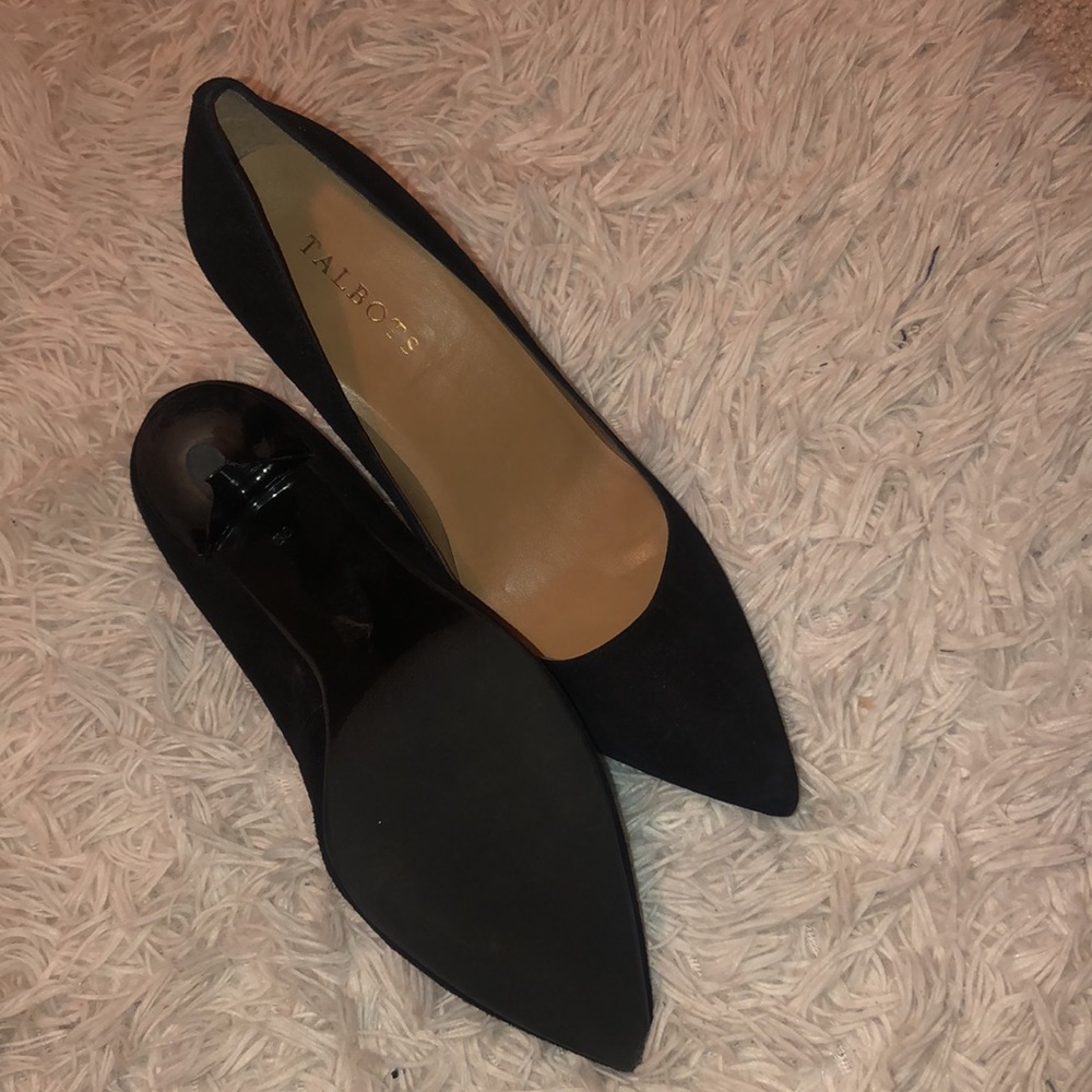 Talbots Heels - Picture 2 of 5